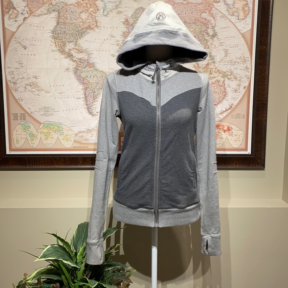 lululemon athletica Sweaters - LULULEMON hoodie